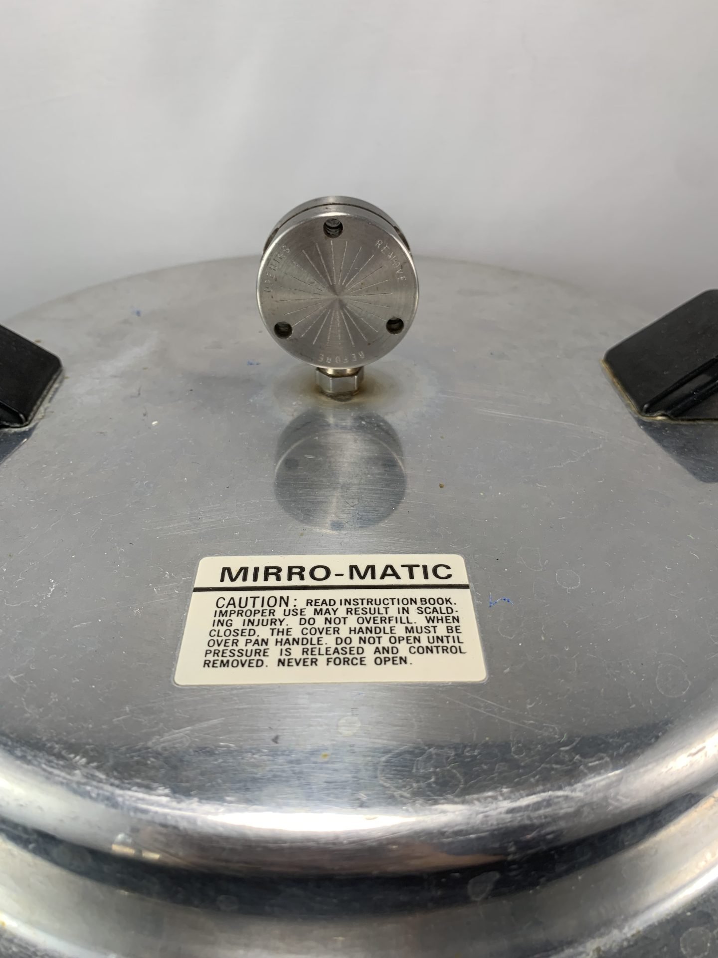 Mirro Matic Pressure Cooker - Picker Place