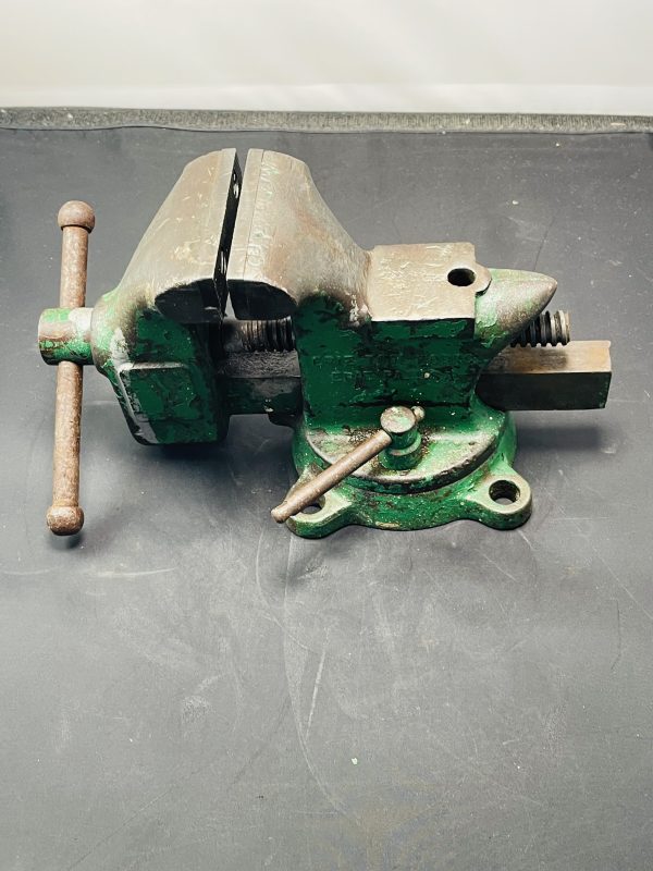 Superior No. 43 Green Vice - Picker Place