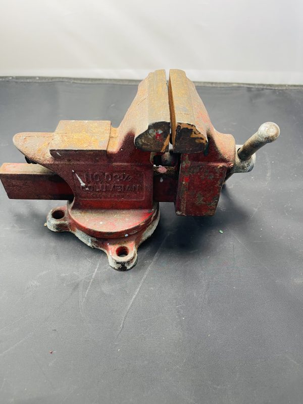 Columbian No. 3 1/2 Red Vice - Picker Place