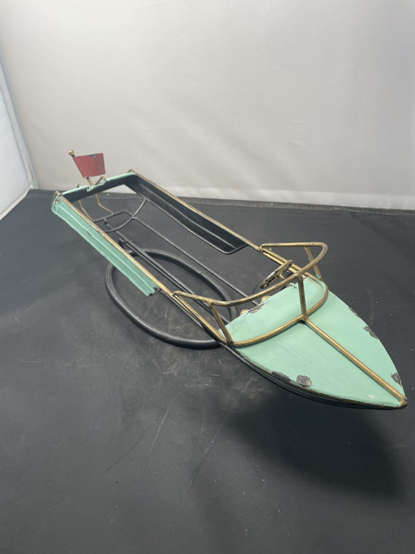 Metal Boat Shaped w/Wine Bottle Holder Picker Place