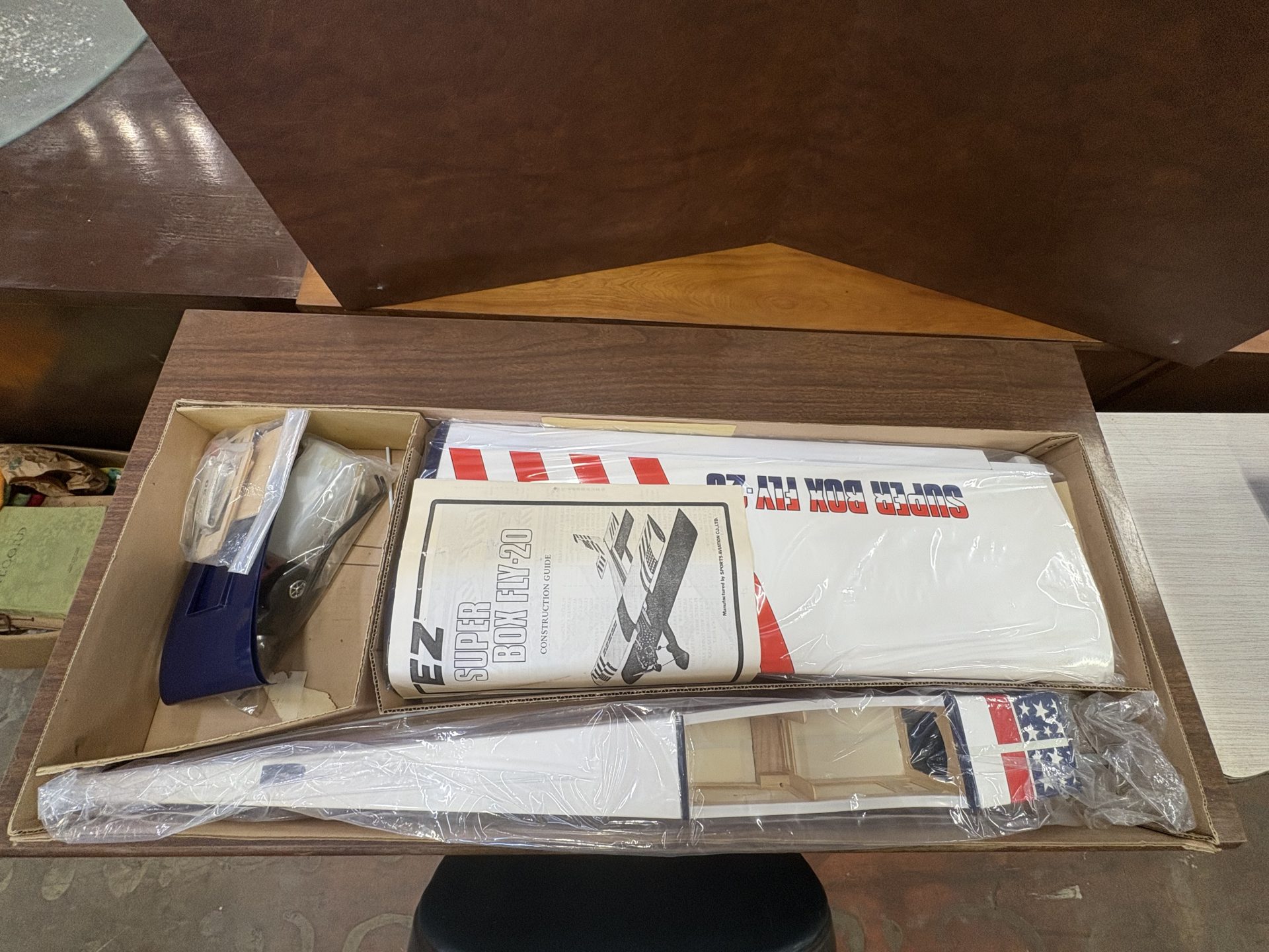 EZ Super Box Fly - 20 R/C Airplane USA R/C Airplane Plane Remote