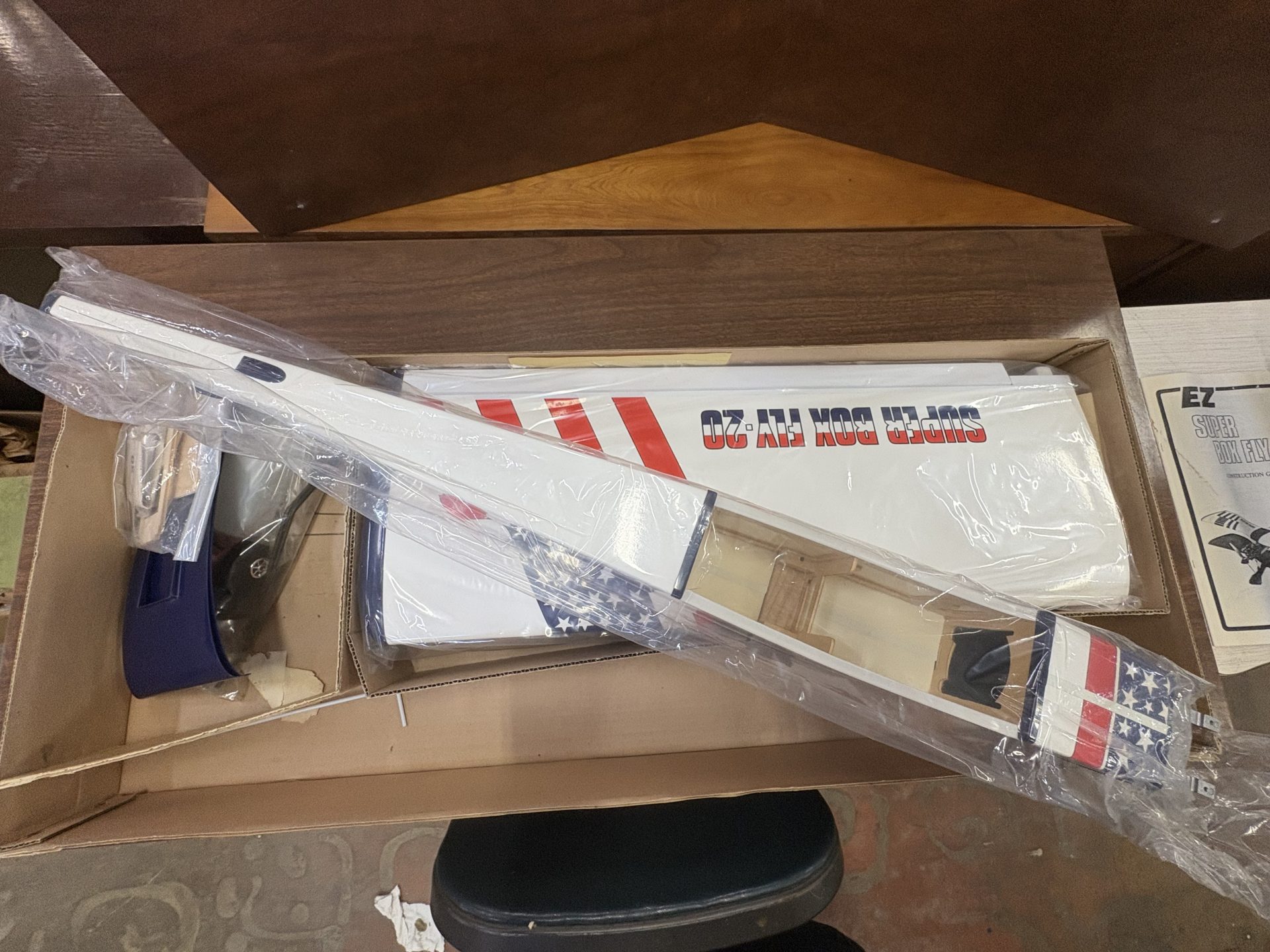 EZ Super Box Fly - 20 R/C Airplane USA R/C Airplane Plane Remote